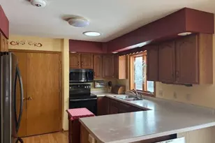 2320 James Ave, Altoona, WI 54720 - Photo 7