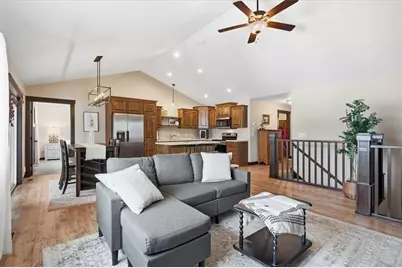 6362 Wilder Lane, Eau Claire, WI 54703 - Photo 3