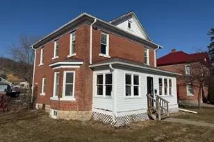 313 Owen St, Arcadia, WI 54612 - Photo 3