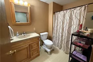 1215 Glades Dr, Altoona, WI 54720 - Photo 13