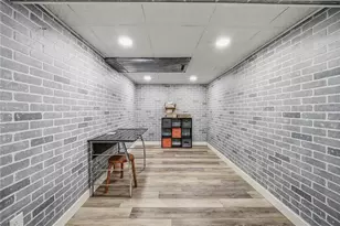 1607 Broadway St, Menomonie, WI 54751 - Photo 31