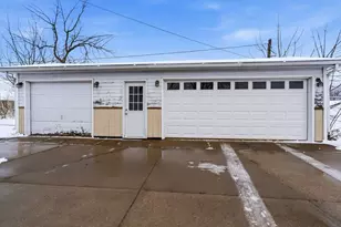 113 W Lincoln Ave, Fall Creek, WI 54742 - Photo 29