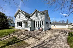 113 W Lincoln Ave, Fall Creek, WI 54742 - Photo 19
