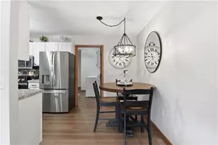 3631 Oak Tree Ln, Eau Claire, WI 54701 - Photo 9