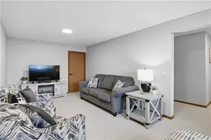 3631 Oak Tree Ln, Eau Claire, WI 54701 - Photo 15