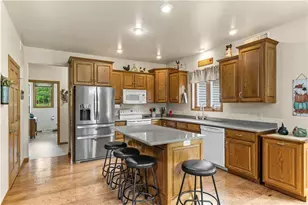 16122 361st St, Stanley, WI 54768 - Photo 15