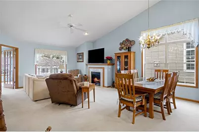 4325 E Hamilton Avenue #15, Eau Claire, WI 54701 - Photo 7