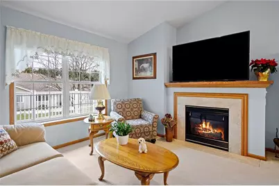 4325 E Hamilton Avenue #15, Eau Claire, WI 54701 - Photo 9