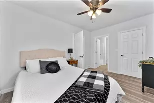 114 W School St, Greenwood, WI 54437 - Photo 9