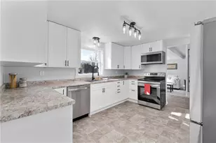 114 W School St, Greenwood, WI 54437 - Photo 13