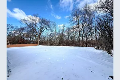 4522 S Oakwood Hills Parkway, Eau Claire, WI 54701 - Photo 13