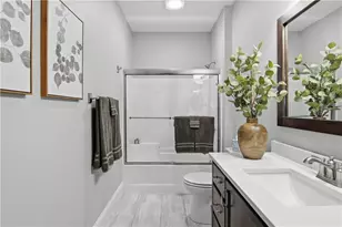 4615 S Oakwood Hills Pkwy, Eau Claire, WI 54701 - Photo 19