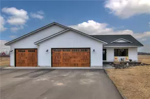 10612 170th St, Chippewa Falls, WI 54729 - Photo 3