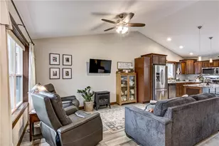 733 Gilbert St, Eau Claire, WI 54703 - Photo 7