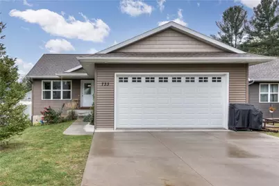 733 Gilbert Street, Eau Claire, WI 54703 - Photo 1