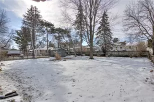 2808 Clark Pl, Eau Claire, WI 54701 - Photo 33