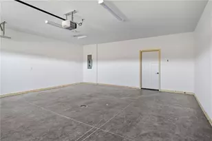 3355 Iris Dr, Eau Claire, WI 54703 - Photo 27