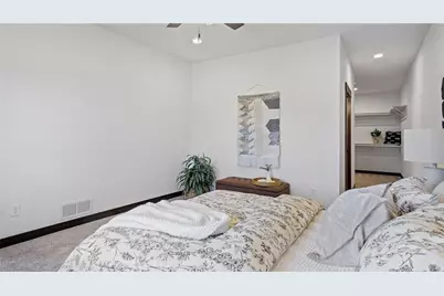 3369 Iris Drive, Eau Claire, WI 54703 - Photo 13