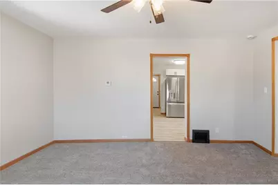 817 E Grand Avenue, Eau Claire, WI 54701 - Photo 9