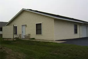 1512 Devney Dr, Altoona, WI 54720 - Photo 3