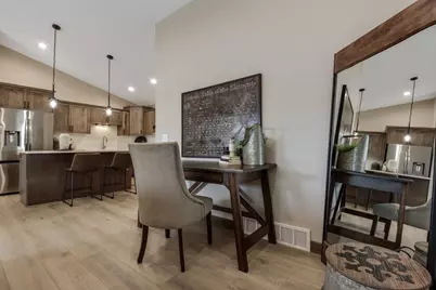 5309 Evergreen Boulevard, Eau Claire, WI 54701 - Photo 9