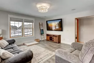 11308 27th St, Colfax, WI 54730 - Photo 7