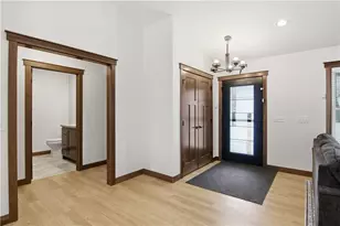 4919 Woodlands Dr, Eau Claire, WI 54703 - Photo 17