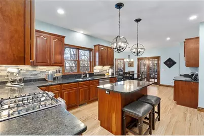 1520 Knollwood Trail, Altoona, WI 54720 - Photo 11