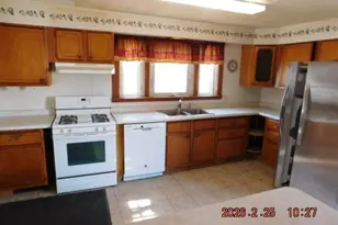 1218 Durand St, Durand, WI 54736 - Photo 3