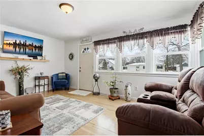 749 Maple Street, Chippewa Falls, WI 54729 - Photo 7