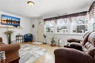 749 Maple St, Chippewa Falls, WI 54729 - Photo 7