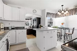 749 Maple St, Chippewa Falls, WI 54729 - Photo 9