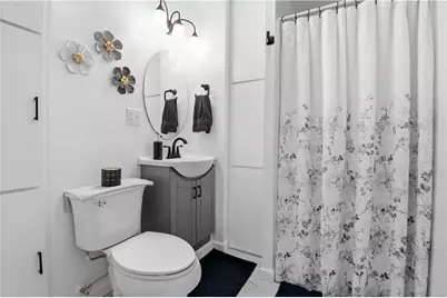 749 Maple Street, Chippewa Falls, WI 54729 - Photo 11