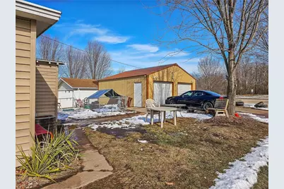 204 NE 2nd Street, Black River Falls, WI 54615 - Photo 3