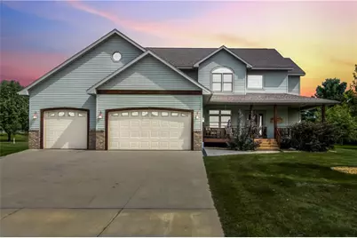 925 Bluffview Circle, Chippewa Falls, WI 54729 - Photo 5