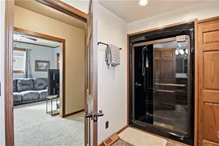 626 Spring St, Eau Claire, WI 54703 - Photo 15