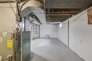 626 Spring St, Eau Claire, WI 54703 - Photo 17