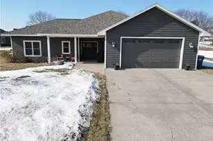 102 Royal Crest Dr, Rice Lake, WI 54868 - Photo 27