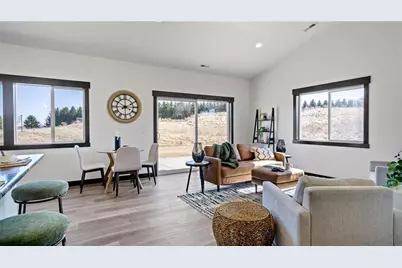 3375 Iris Drive, Eau Claire, WI 54703 - Photo 13