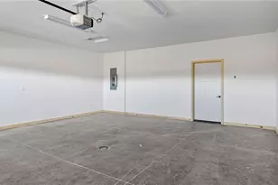 3375 Iris Dr, Eau Claire, WI 54703 - Photo 27