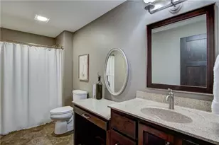 4634 S Oakwood Hills Pkwy, Eau Claire, WI 54701 - Photo 25