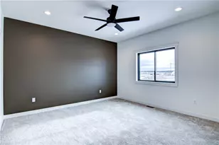 4160 LaSalle St, Eau Claire, WI 54703 - Photo 17