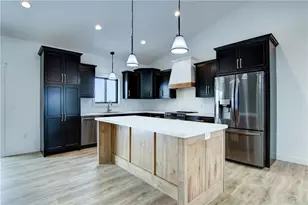 4160 LaSalle St, Eau Claire, WI 54703 - Photo 3