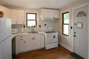 2224 11th St, Eau Claire, WI 54703 - Photo 3