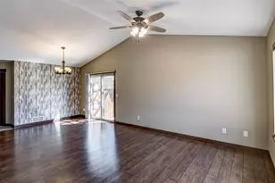 617 Blue Karner Dr, Altoona, WI 54720 - Photo 15