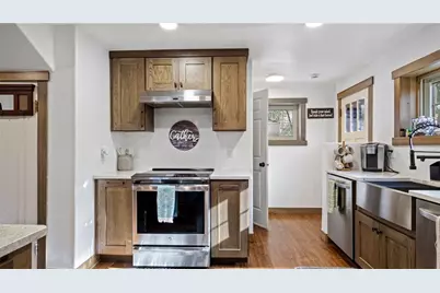 3701 E Clairemont Avenue, Eau Claire, WI 54701 - Photo 37