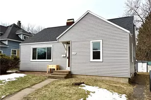 514 E 2nd St, Ladysmith, WI 54848 - Photo 3