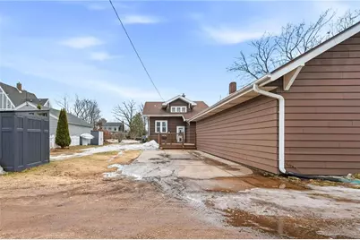 724 Dover Street, Chippewa Falls, WI 54729 - Photo 35