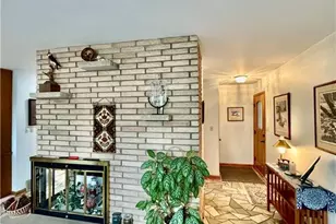 1118 Kathryn Dr, Eau Claire, WI 54701 - Photo 11