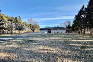 1118 Kathryn Dr, Eau Claire, WI 54701 - Photo 7